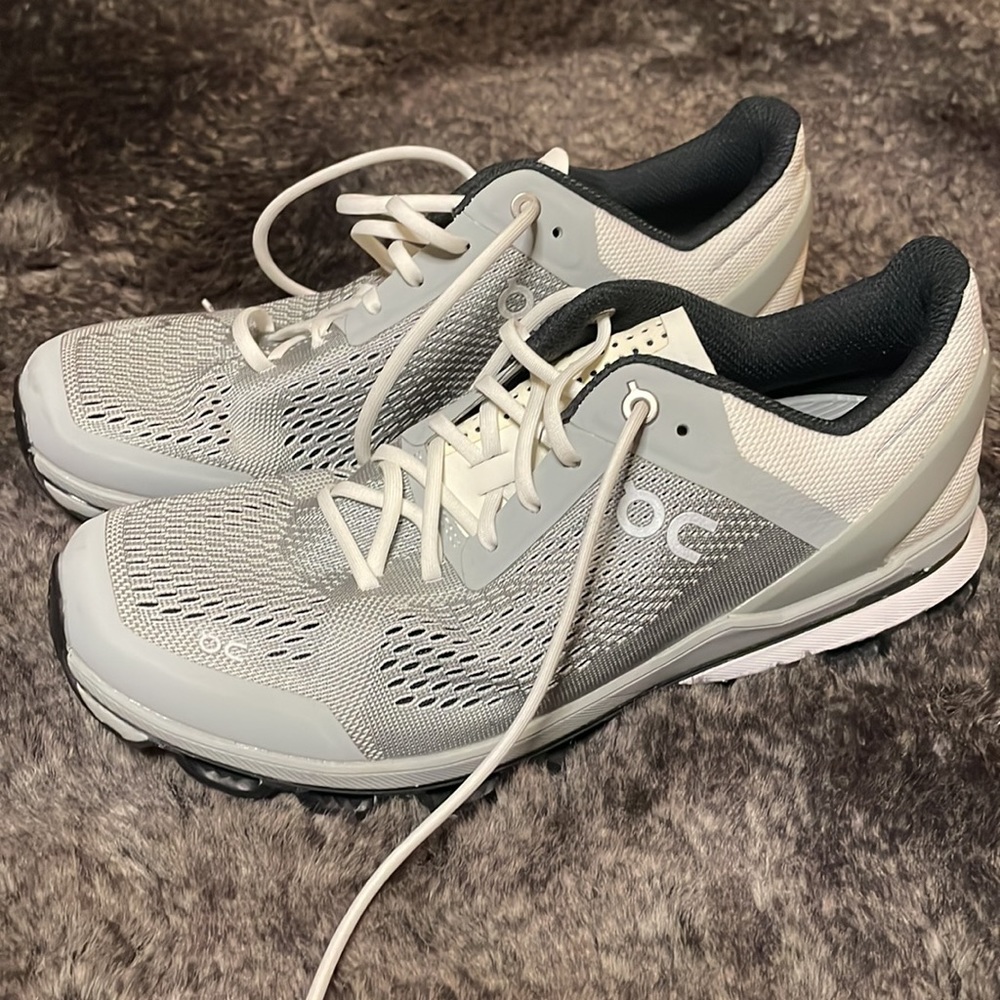 NEW On Cloud Surfer Running Shoes 8.5